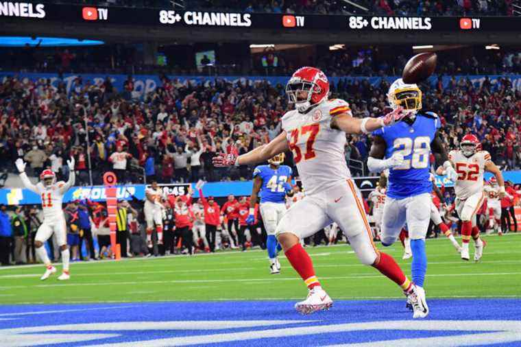 Chiefs defeat Chargers in overtime