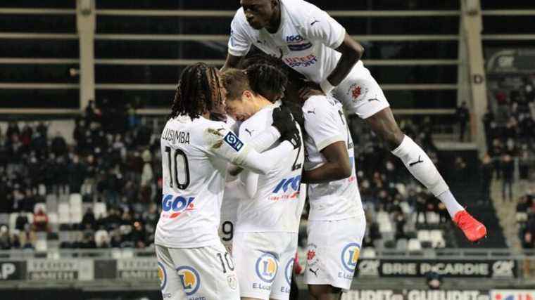 Christmas before the hour for Amiens who wins (4-1) against Grenoble