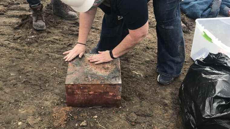 Civil War relics found in time capsule