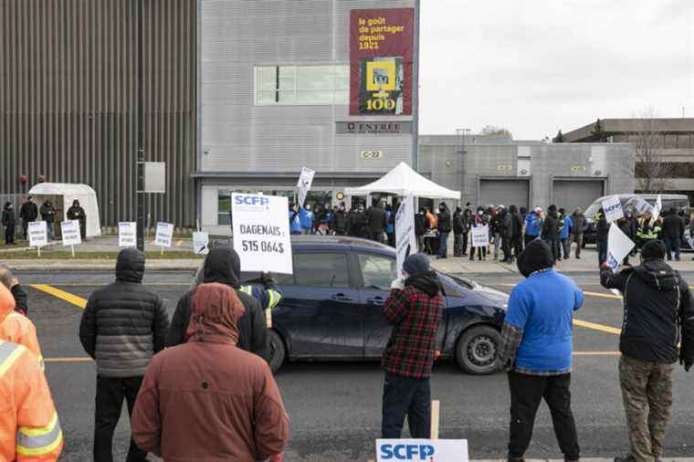 Conflict at the SAQ |  Negotiations will resume Monday with warehouse workers