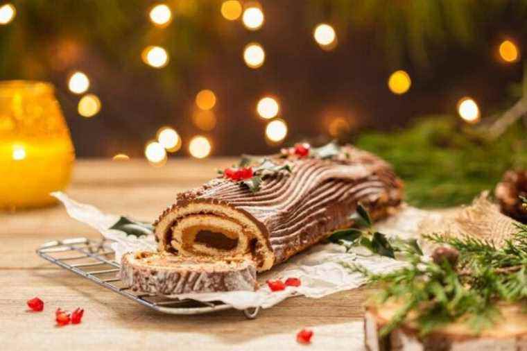 Cyril Lignac’s ultra simple recipe for a breathtaking Christmas log!