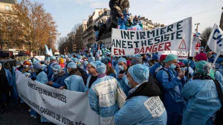 DIRECT.  Caregivers called to demonstrate this afternoon to “defend the health system”