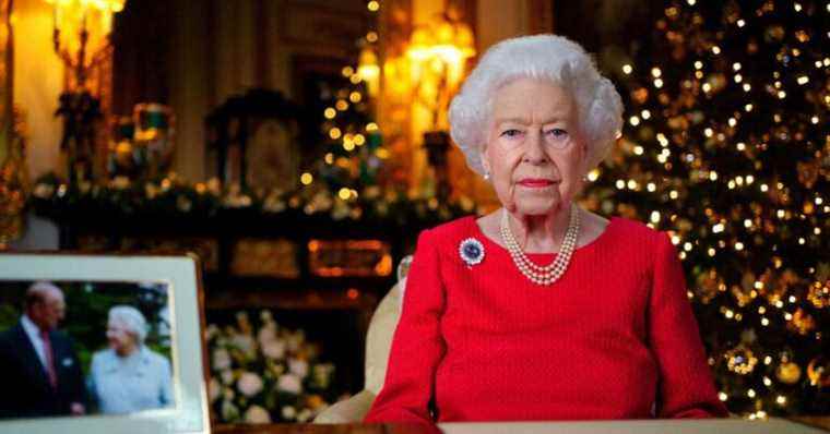 Elizabeth II: First Christmas without Philip, this touching fashion detail spotted for her speech …