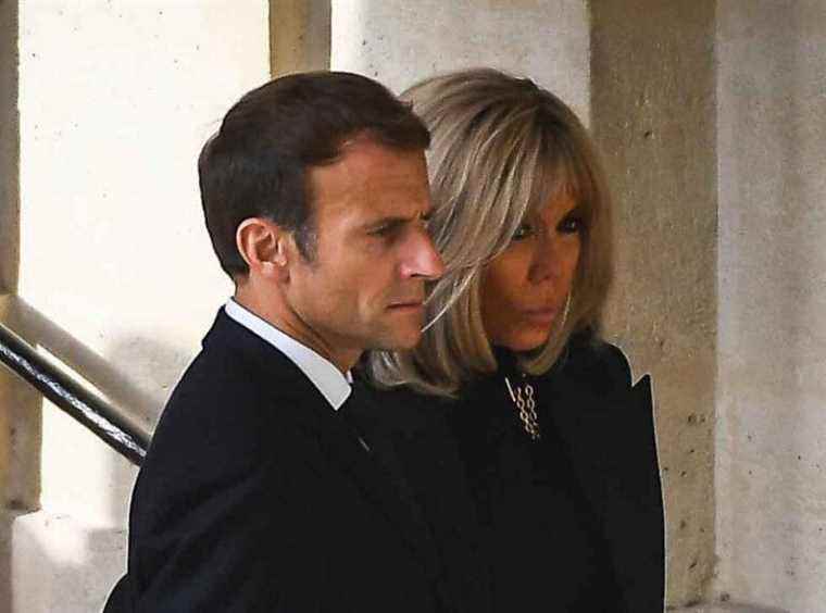 Eric Zemmour very hard with the Macron couple!