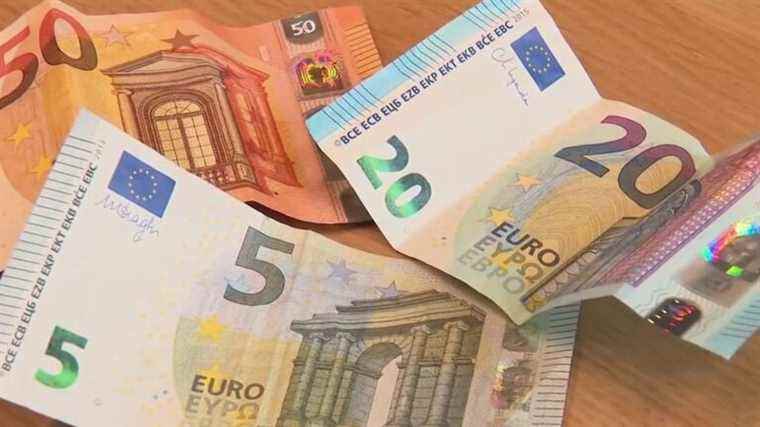 Euro: a new visual for banknotes