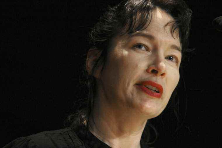 Finally cleared |  Author Alice Sebold apologizes to man she accused of rape