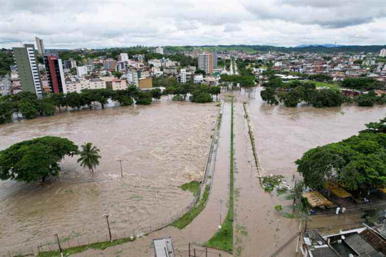 Floods in Brazil |  35,000 people driven from their homes since November