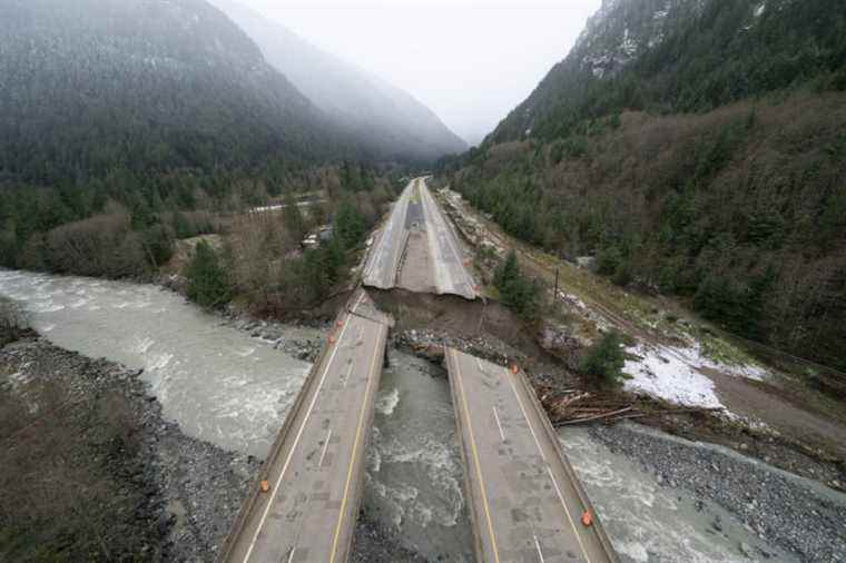 Floods in British Columbia |  A major highway will reopen on Monday