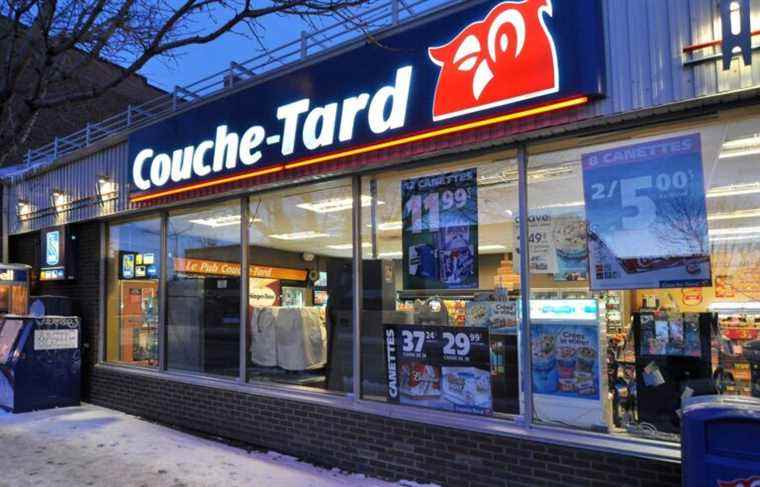 Food: Couche-Tard ends dual class actions