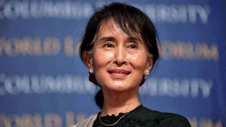 Aung San Suu Kyi sentenced to two years in prison by ruling junta