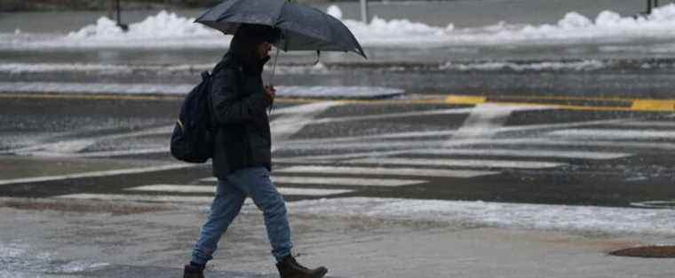 Freezing rain over southwestern and central Quebec