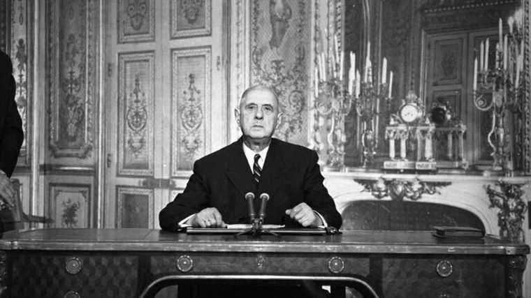 General de Gaulle launches the tradition of the wishes of the Presidents of the Republic in 1960