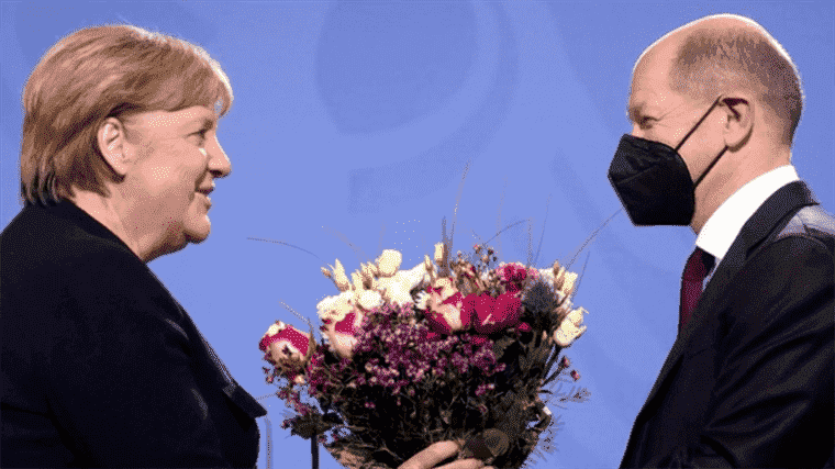 Germany: Olaf Scholz succeeds Angela Merkel