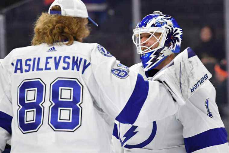 Goalies wanted in Tampa |  Press