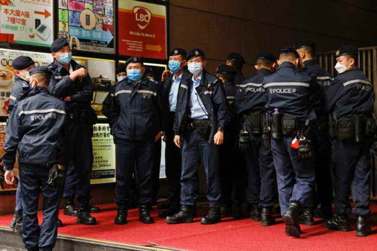 Hong Kong |  News stand closes after wave of arrests