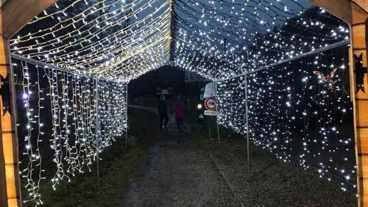 IN IMAGES – A Christmas trail lights up the village of Stosswihr at nightfall