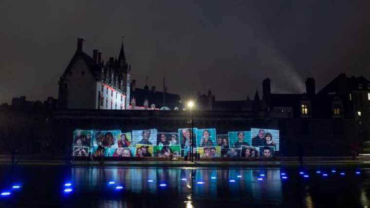 IN IMAGES – The Nantes castle lights up with the faces of the inhabitants for the new year