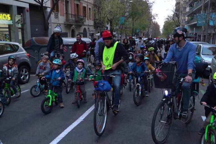 In Barcelona, ​​a “vélobus” to bring children to school in complete safety