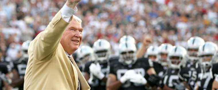 John madden [1936-2021] : NFL legend dies