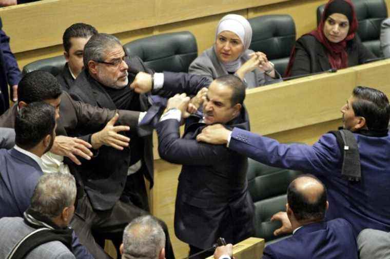 Jordan |  MEPs come to blows during debate on gender equality