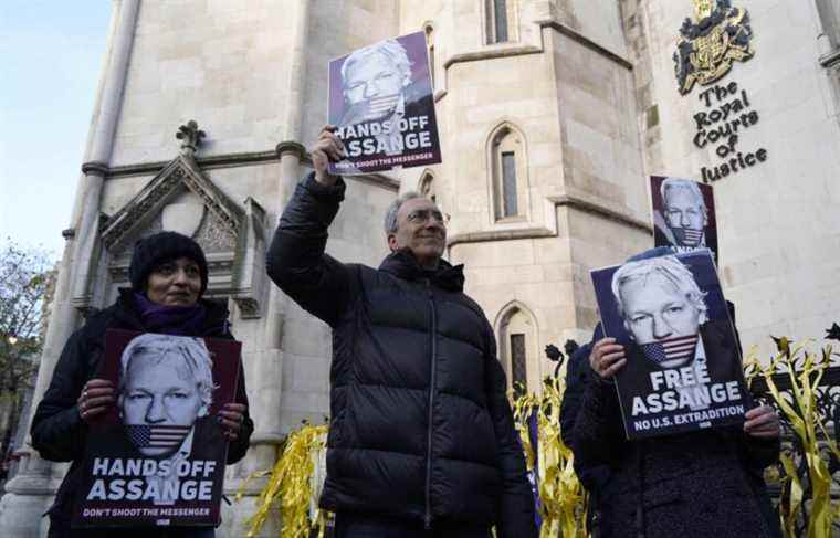 Julian Assange can be extradited to the United States, rules a British court