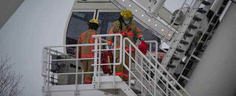 Montreal Ferris wheel: worker in critical condition after accident