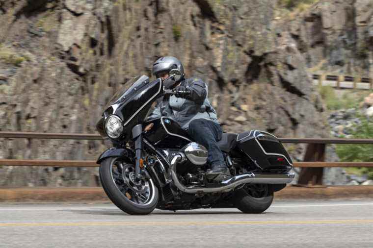 Motorcycle |  BMW R18B and Transcontinental 2022: American behemoths