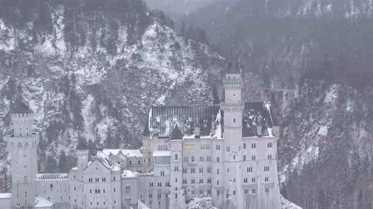 Neuschwanstein Castle, a pearl in the heart of the Bavarian mountains