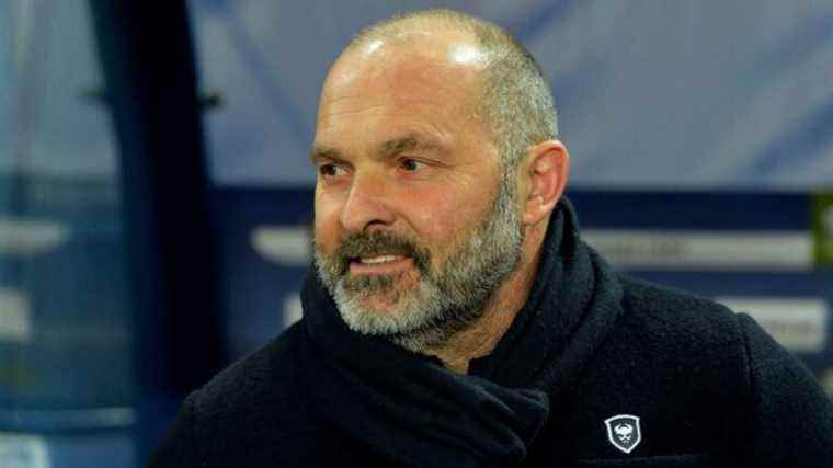 Pascal Dupraz officially appointed coach of AS Saint-Etienne