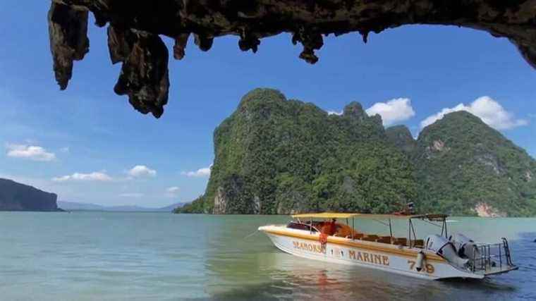 Phang Nga bay, a jewel with an enchanting setting