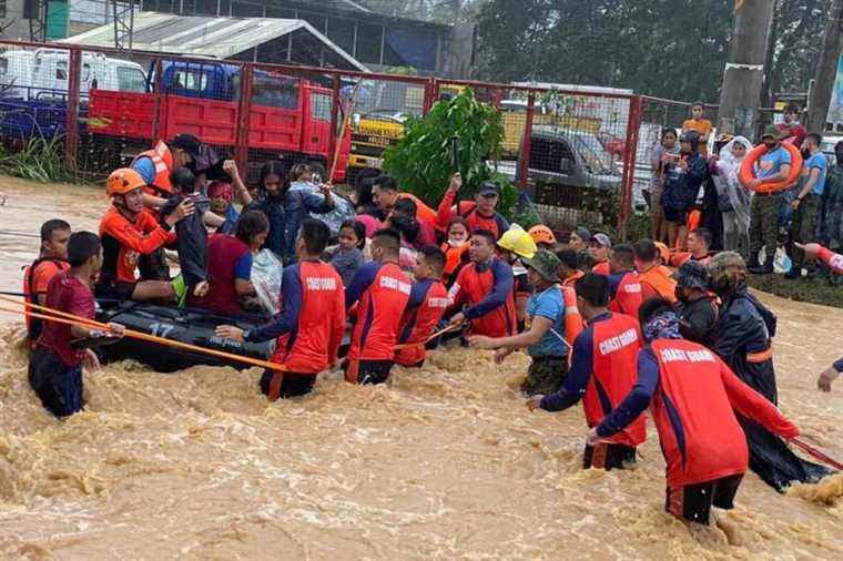 Philippines |  At least one dead in the mighty Typhoon Rai