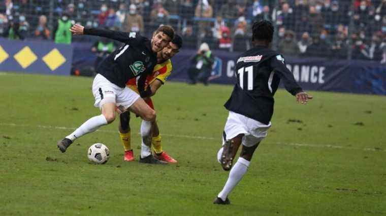 Stade Poitevin eliminated in the 32nd final by RC Lens (0-1)