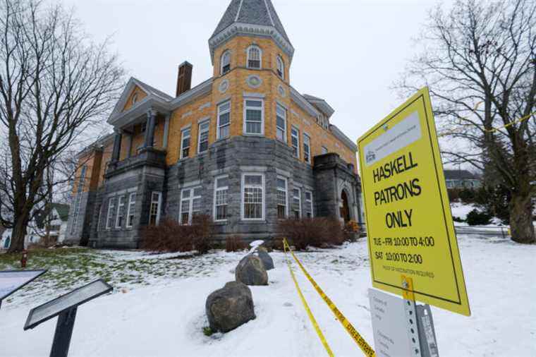 Stanstead |  The library located on the border can finally reopen