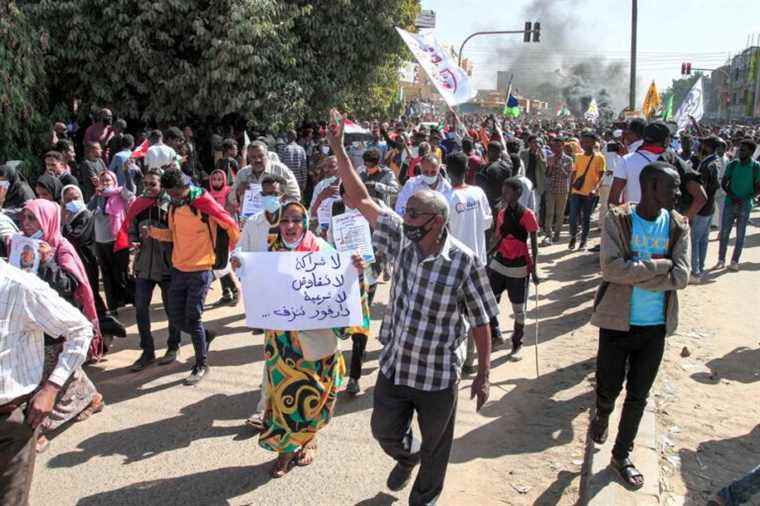 Sudan |  Thousands of anti-Putsch protesters return to the streets