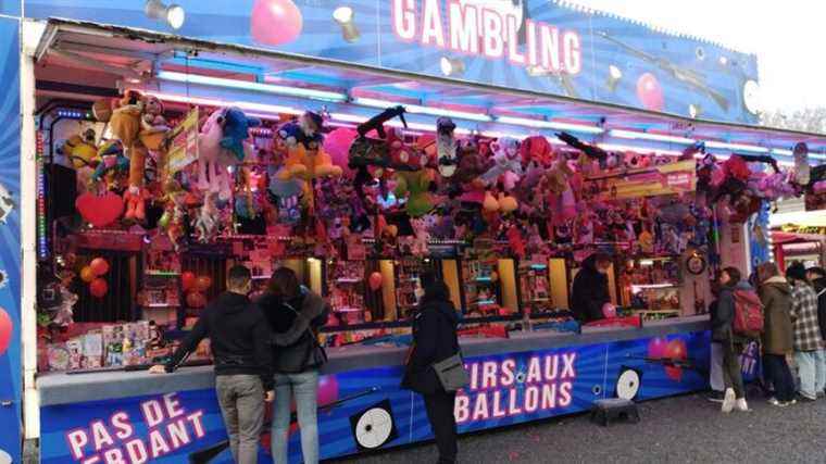 The Castelroussins and the fairgrounds, happy to find Luna Park