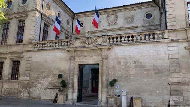 The Rhône out of its bed at Beaucaire