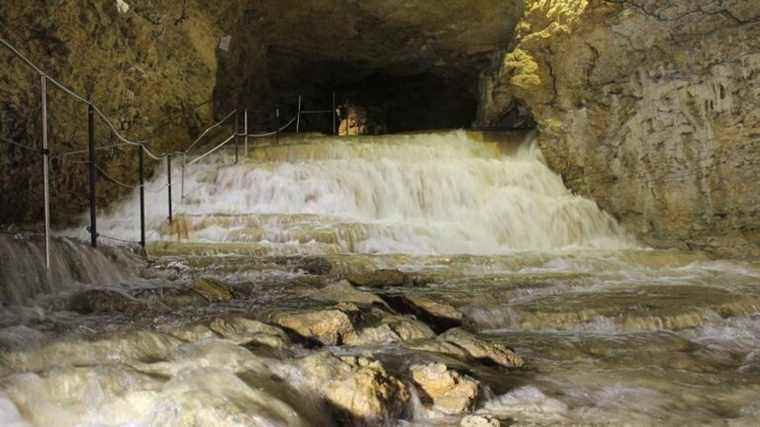 The underground river of the Caves of La Balme in Isère is in flood