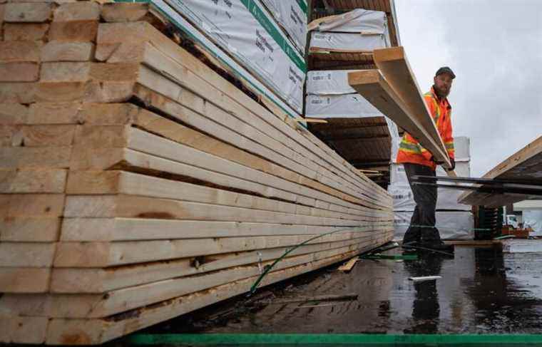 Trade: Ottawa to challenge US softwood lumber tariffs