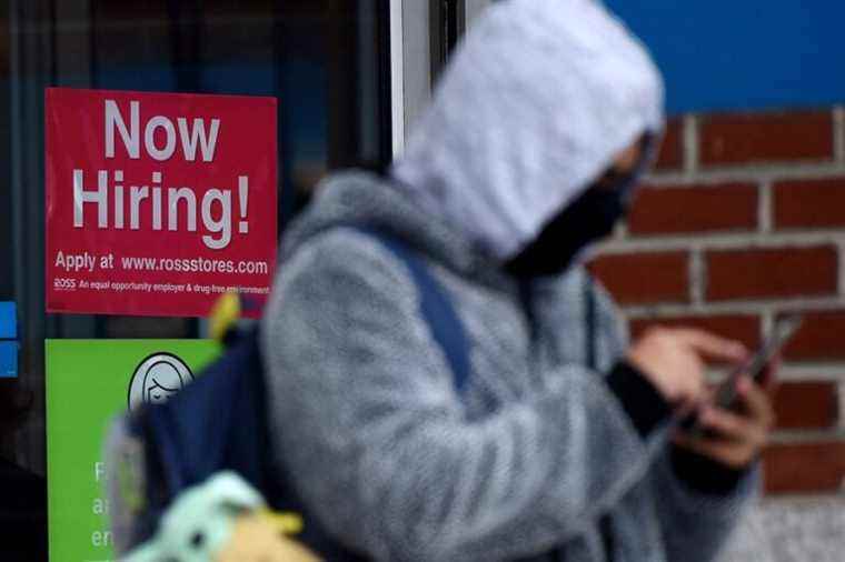 United States |  Unemployment registrations at their lowest since September 1969