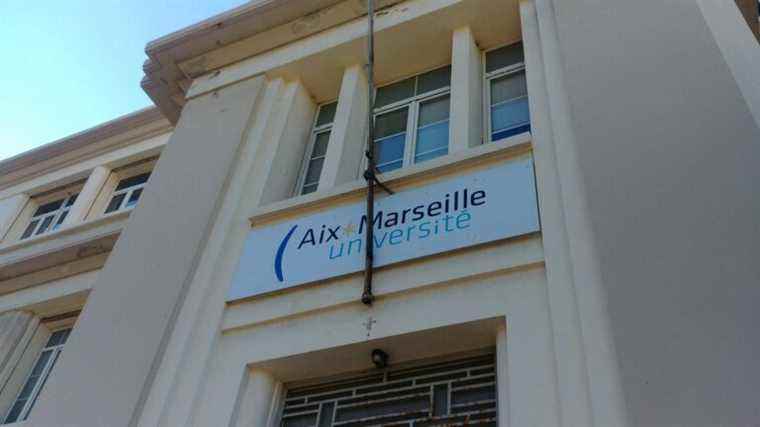 “We free up rooms” in January to be able to “ensure face-to-face evaluations”, explains the president of Aix-Marseille University