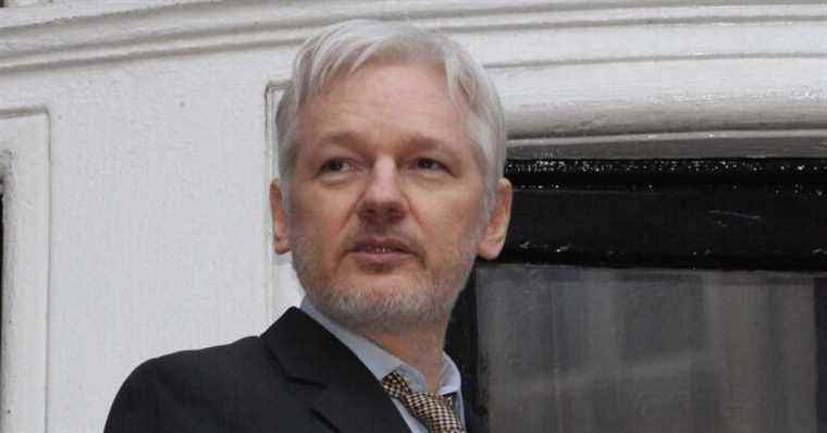 “We’re afraid he won’t hold up …” Julian Assange’s family very worried