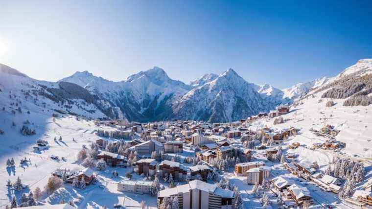 Win a one-week ski trip for four people in Les 2 Alpes