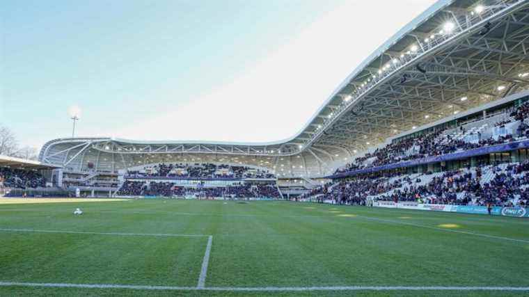 a gauge of 8,000 spectators for the Chauvigny-Marseille match