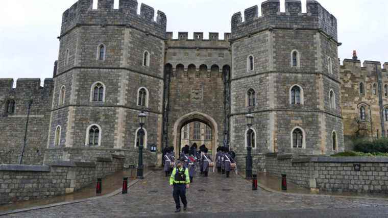 armed intruder arrested on Christmas day at Windsor Castle