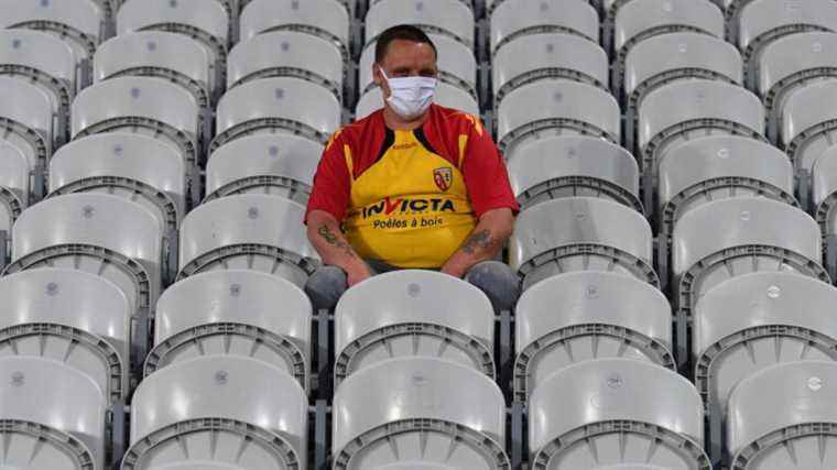 football fans fear a return to closed doors in stadiums