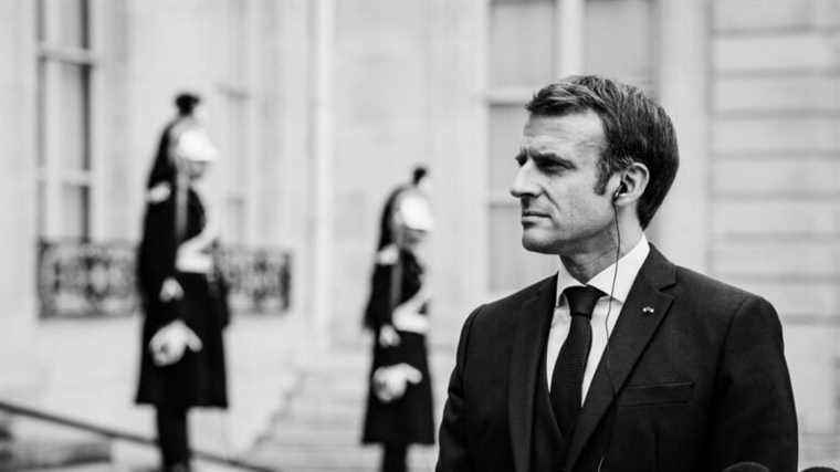 not yet a candidate but already in the campaign, how Emmanuel Macron is preparing in the shadows