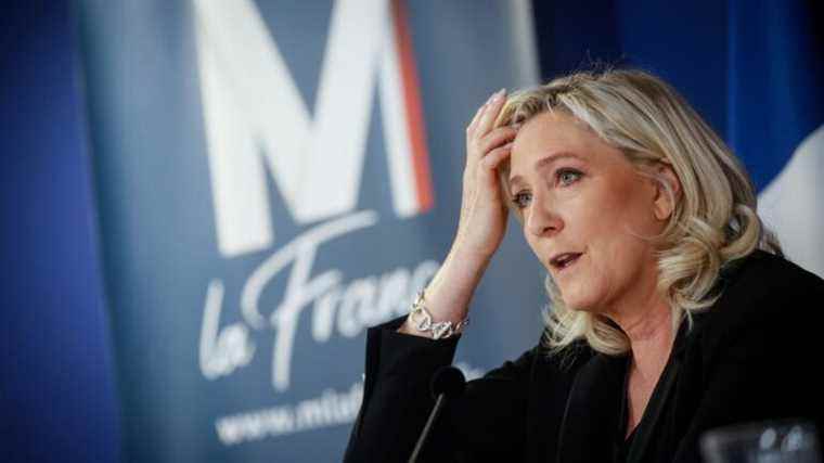 the police are investigating after insults targeting Marine Le Pen, accompanied by the slogan “Z 2022”