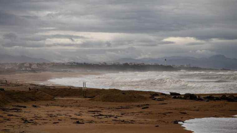 unusual plastic pollution on beaches after bad weather over the weekend