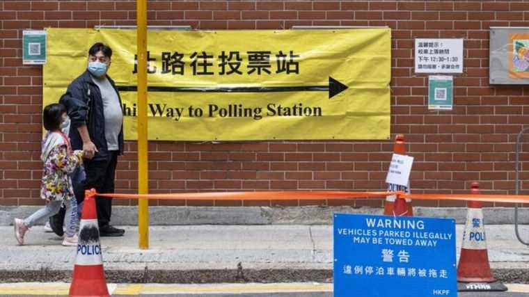 voters shun a ballot without an opposition candidate, with 30% participation