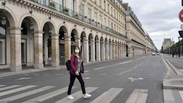 wearing a mask again compulsory outside in Paris and part of Ile-de-France from Friday